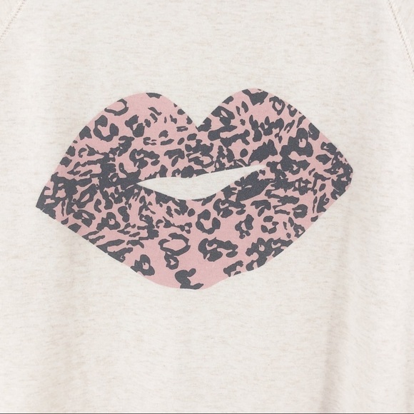 ✅ Wildfox Statement Sweatshirt Lips Kiss Small - Picture 5 of 6